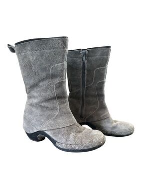 Merrell Drizzle Gray Weather Resistant Mid-Calf Heeled Zip Boots